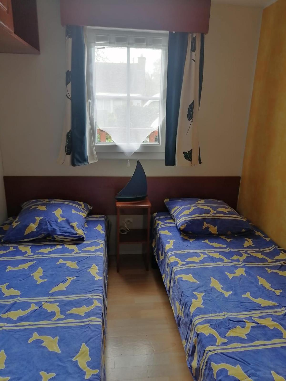 Mobil-Home Dans Camping Municipal Kermaria-Sulard Εξωτερικό φωτογραφία